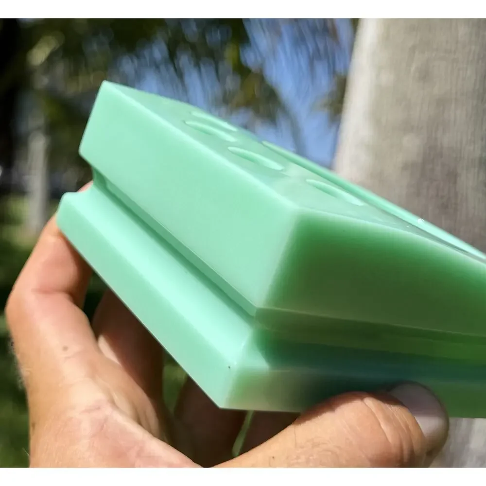INCREDIBLE TURQUOISE MCM BATHROOM SET 1950s